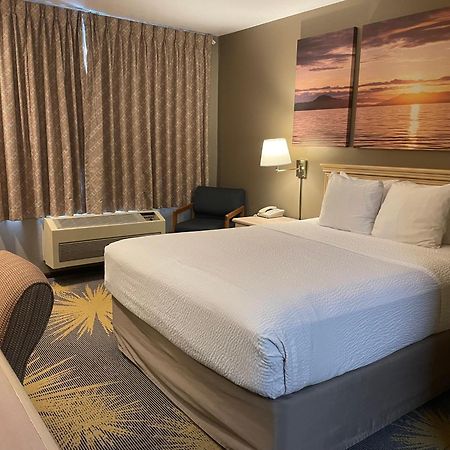 Days Inn By Wyndham Seatac Airport Exterior photo
